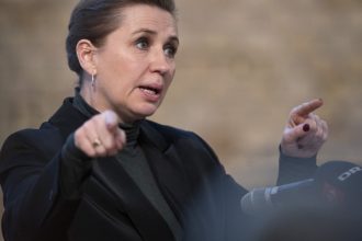 premierul danez s a saturat de presiunea inacceptabila asupra groenlandei ce a spus despre vizita anuntata de administratia trump 67e29ac84b03c