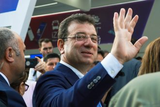 primarul istanbulului ekrem imamoglu a fost nominalizat de opozitie candidat la presedintia turciei in ciuda incarcerarii sale 67e1216f29c8c