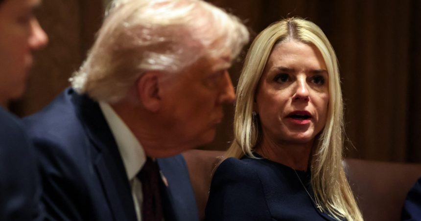 procurorul general al sua vrea inlaturarea judecatorilor care se opun actiunilor lui trump 67e6968c4ffd9