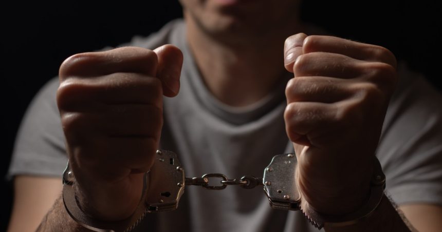 profesor de sport din prahova arestat preventiv intr un dosar de agresiune sexuala si purtare abuziva asupra unor elevi de gimnaziu 67ea97eb48098
