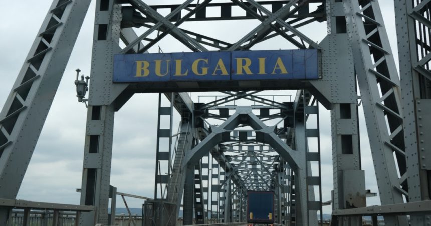 restrictiile de circulatie pe podul giurgiu ruse in zilele de 27 si 28 martie cand va fi podul blocat total sau partial 67e424c475d1f