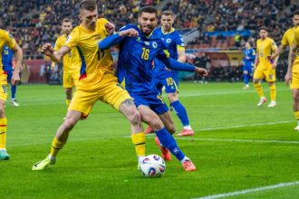 romania bosnia 0 1 ianis hagi ei au avut o ocazie au dat gol noi am avut sapte n am dat dragus suparat ca nu a marcat 67dded1f16d9c