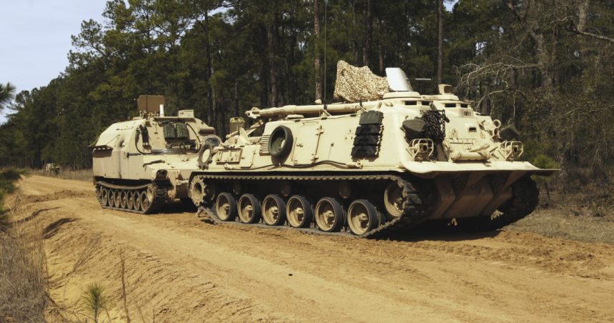 soldati americani disparuti echipele de interventie au reusit sa extraga vehiculul scufundat intr o mlastina 67ea5bec85041