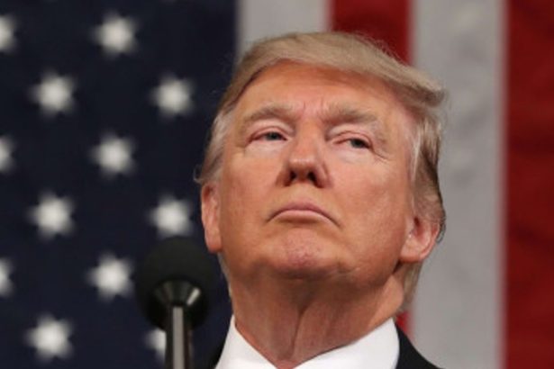 trump il iarta pe waltz dupa ce a adaugat un jurnalist intr un grup unde se discutau atacurile asupra yemenului este un om bun 67e2d0ea4c3eb