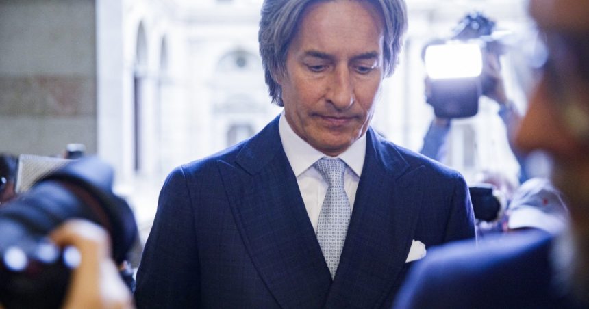 un fost ministru austriac a fost condamnat la inchisoare pentru coruptie dupa 15 ani de proces la cat se ridica prejudiciul 67e2b5f73b5d4