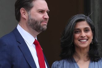 usha vance sotia vicepresedintelui american jd vance in vizita in groenlanda saptamana viitoare 67e0707aed45e