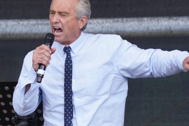 val masiv de concedieri la ministerul sanatatii din sua robert kennedy jr taie un sfert din personal 67e590fb7c643