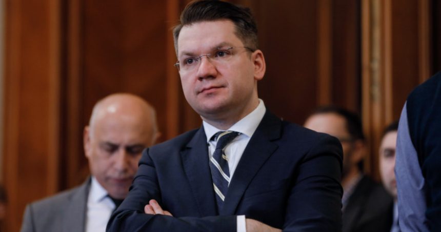 video scandal iscat de mihail neamtu dupa o postare cu injurii in mediul online i se cere demiterea de la conducerea comisiei de cultura 67eac7f7c18c8