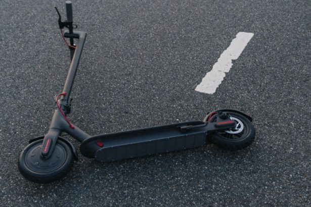 accident mortal in arges o fata de 15 ani a murit dupa ce a cazut de pe o trotineta electrica condusa de un alt adolescent 680715afd08b8