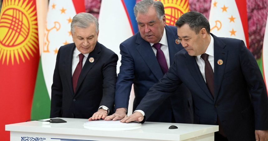 acord istoric intre trei tari din fosta uniune sovietica tadjikistan kargazstan si uzbekistan au semnat un acord de frontiera 67ebb708559fc