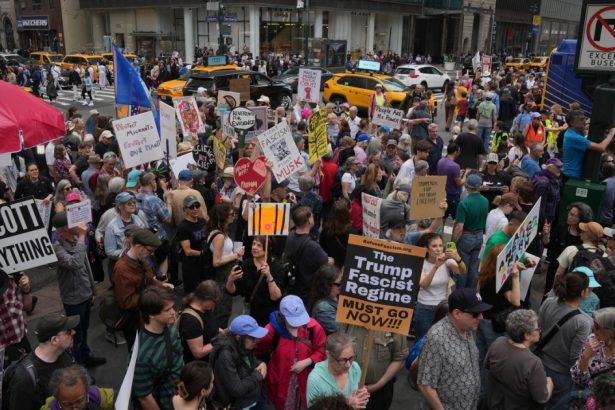 administratia trump incepe recuperarea datoriilor studentesti milioane de persoane sunt vizate 6807d0f61b73a