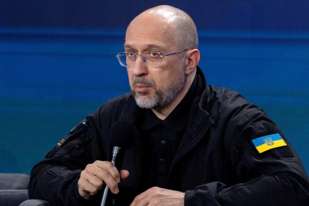 ajutorul deja acordat de sua ucrainei exclus din acordul pentru resurse naturale dintre washington si kiev sustine premierul smihal 680f0a2f95987
