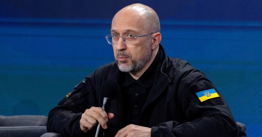 ajutorul deja acordat de sua ucrainei exclus din acordul pentru resurse naturale dintre washington si kiev sustine premierul smihal 680f0a2f95987