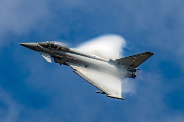 alerta in marea baltica avioane britanice de lupta au interceptat aeronave rusesti in apropierea spatiului aerian al nato 68050298a39c0