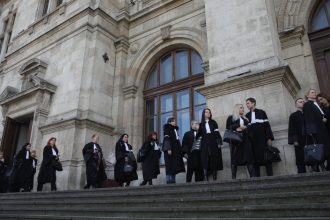 camera deputatilor magistratii se vor pensiona la 65 de ani din anul 2026 proiect adoptat de deputati cum le va fi calculata pensia 6808c298c8b7c