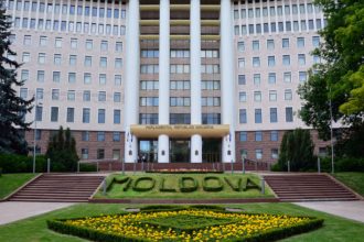 cand vor avea loc alegerile parlamentare in republica moldova legislativul a votat data scrutinului crucial pentru chisinau 68010e17bb6e8