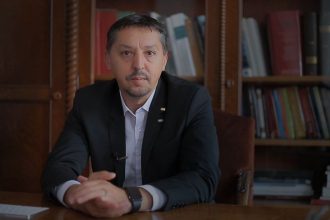 care sunt deciziile ministrul educatiei pentru programul saptamana altfel acestea vor intra intra in vigoare din urmatorul an scolar 680a9c08b7507