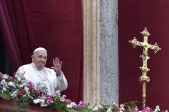catolicii se pregatesc pentru un paste neobisnuit fara papa francisc detalii despre ceremoniile din saptamana mare 67f7a0078dcfc