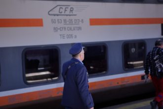 cfr suplimenteaza numarul trenurilor in minivacanta de 1 mai legaturi directe spre litoral din marile orase din romania 680a3f74870be