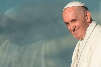 cine ar putea fi succesorul papei francisc si ce se intampla in adunarea secreta prin care vaticanul isi alege noul papa 68060468e20ac