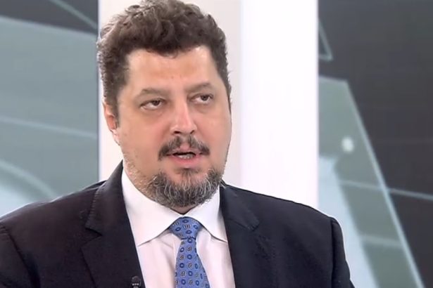 claudiu tarziu spune ca inca nu a aflat daca a fost suspendat din aur nici dupa un schimb de mesaje cu george simion 67f2e5814a18e