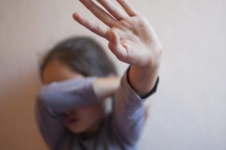 crestere alarmanta a cazurilor de abuz sexual impotriva minorilor in online 48 de perchezitii in romania in 30 de dosare penale 67f6756e1aabd