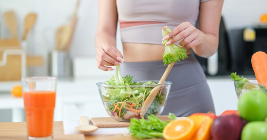 cum influenteaza dieta simptomele endometriozei un studiu international arata ce alimente agraveaza durerea 67f1260e3c111