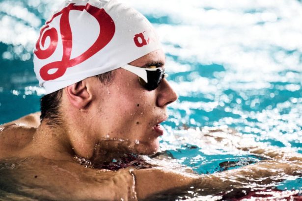 david popovici a castigat titlul national la 50 m liber cu nou record 67f82ca978d68