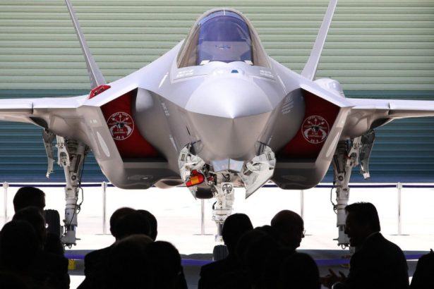 de ce belgia doreste ca viitoarele sale avioane f 35a sa fie asamblate in italia si nu aduse din statele unite 680a5b598fa7b