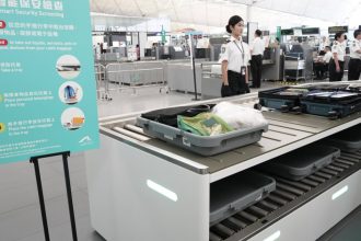 deputata britanica refuzata la intrarea in hong kong si trimisa acasa politiciana voia sa si viziteze nepotul nou nascut 67fbabf7bf3d7