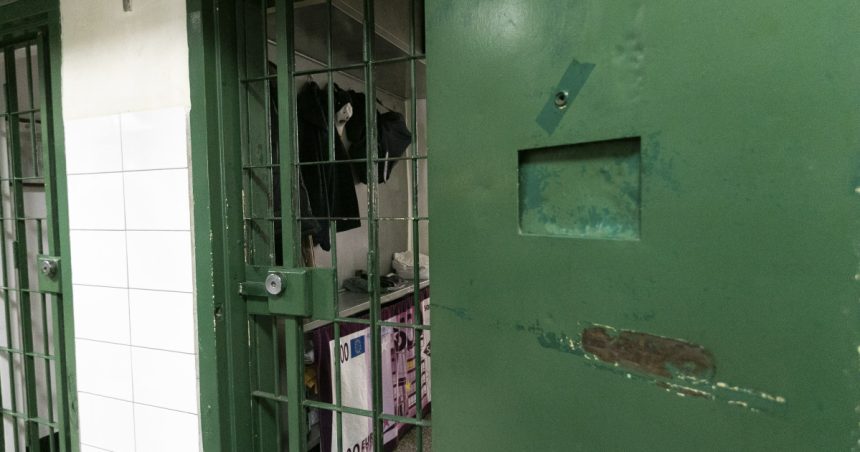 deputatii din comisia pentru abuzuri au facut un tur al penitenciarelor din romania ce concluzii au tras la final 680132a62ecab