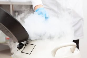 doar 3 dintre ovocite mai sunt disponibile la 40 de ani criogenarea ca metoda de protejare a fertilitatii 67f4d9a4704d0