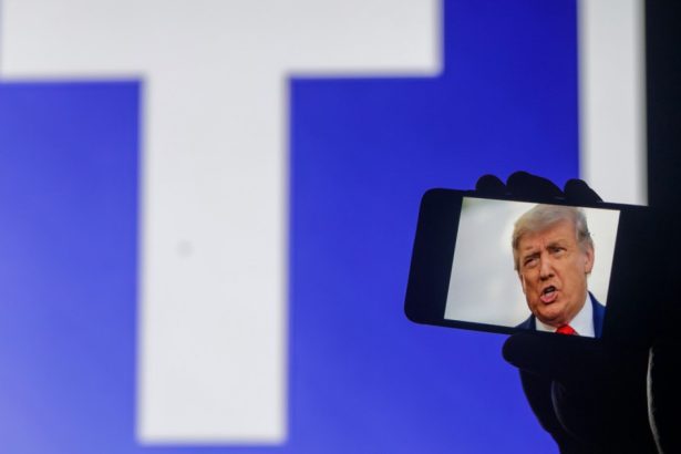 donald trump critica reportajele cbs referitoare la ucraina si groenlanda si cere pedepsirea postului tv care s a luat de el 67fde329a7c90