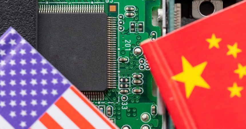 donald trump va anunta saptamana aceasta noile tarife pentru semiconductori 67fcac9bd353b
