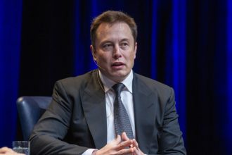 elon musk accepta interviuri doar cu jurnalisti care il lauda de ce evita aparitiile care il pun in dificultate 68051683504cb