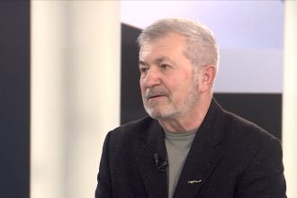 exclusiv interviu petrisor tanase securistul te punea sa duci la masa ca ospatar farfurii sau scrumiere speciale cu microfoane 6803a46ebdb06