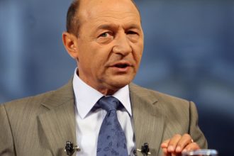 exclusiv traian basescu dupa numirea lui dragos sprinceana ca emisar in sua de catre ciolacu te penibilizezi in fata statelor unite 67f3ec0da870b