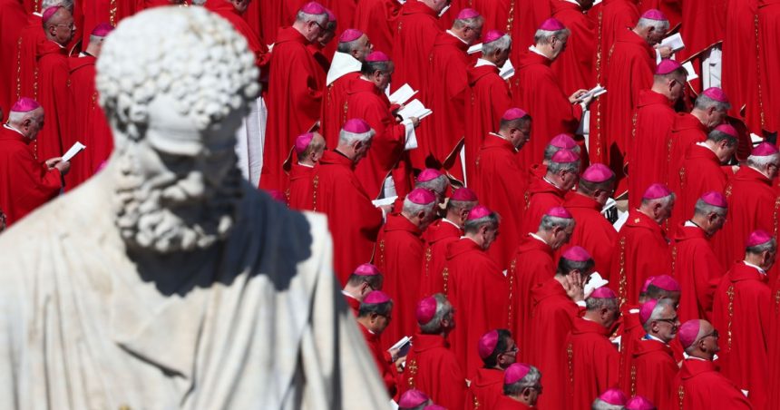 galerie foto cardinalii se intalnesc la roma pentru stabilirea conclavului cine participa si cum va avea loc votul 680f219fa9335