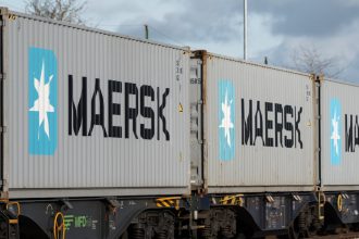 gigantul danez al transporturilor maritime maersk achizitioneaza compania feroviara din zona canalului panama 67ee67dd6f609