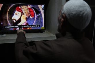 imparatul mort de mai bine de 300 de ani care inca starneste furia a milioane de oameni razboiul religios al indiei contemporane 6803522b8e15d