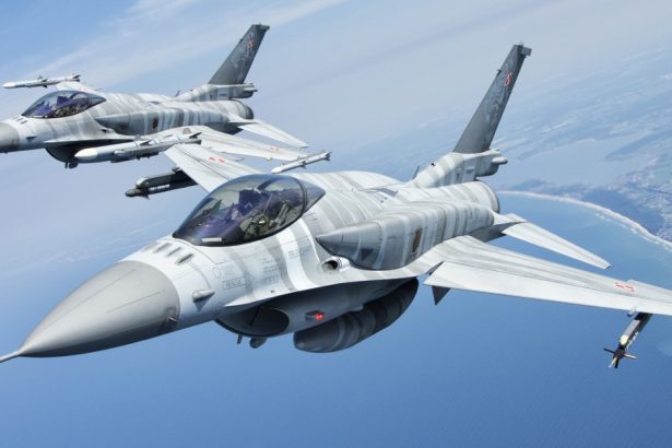 intreaga flotila aeriana de f 16 a poloniei va trece printr un proces urias de modernizare f 16v block 72 aproape de generatia a 5 a 680db784506b5