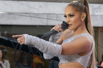 jennifer lopez vine la bucuresti superstarul pop va concerta in romania in vara lui 2025 67f531fe0facb