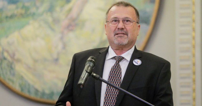 john ion banu muscel candidat la alegerile prezidentiale explica de ce vrea ca romanii sa aiba dreptul sa poarte arme de foc 67f8952fdbd31