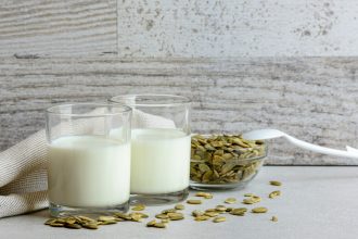laptele din seminte de dovleac remediu natural pentru paraziti si eliminarea toxinelor 67ff81c353d32