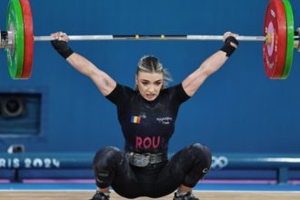 mihaela cambei a castigat trei medalii de aur la campionatele europene de haltere 67fccd6f9ff91