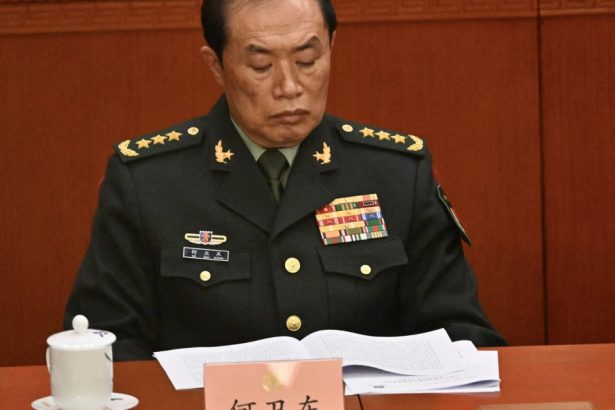 misterul disparitiei generalului nr 2 al armatei chineze cine este he weidong si ce poate insemna absenta sa din viata publica 67f0e68a6baed