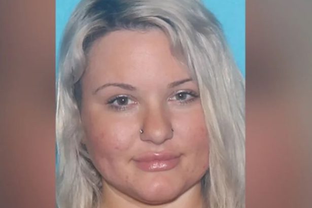 o tanara a incercat sa angajeze un asasin pe tinder pentru a i ucide pe fostul iubit politist si pe fiica lui ce s a intamplat dupa 67fac06b27882