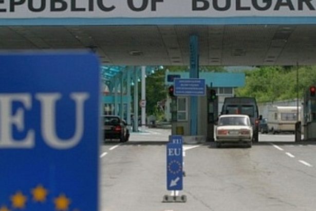 oras din bulgaria asaltat de turistii romani dupa intrarea in schengen aglomeratie tot mai mare la frontiera 67fcee76d057f