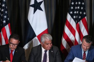 panama a acceptat acord privind desfasurarea de militari americani in apropierea canalului 67f89e546870f