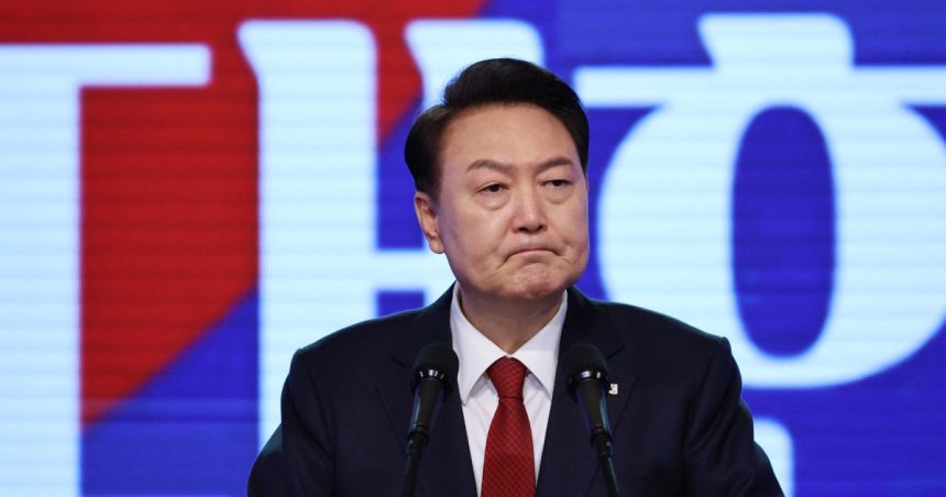presedintele coreei de sud a fost indepartat oficial din functie yoon suk yeol declarase legea martiala in decembrie 67ef675673ac9
